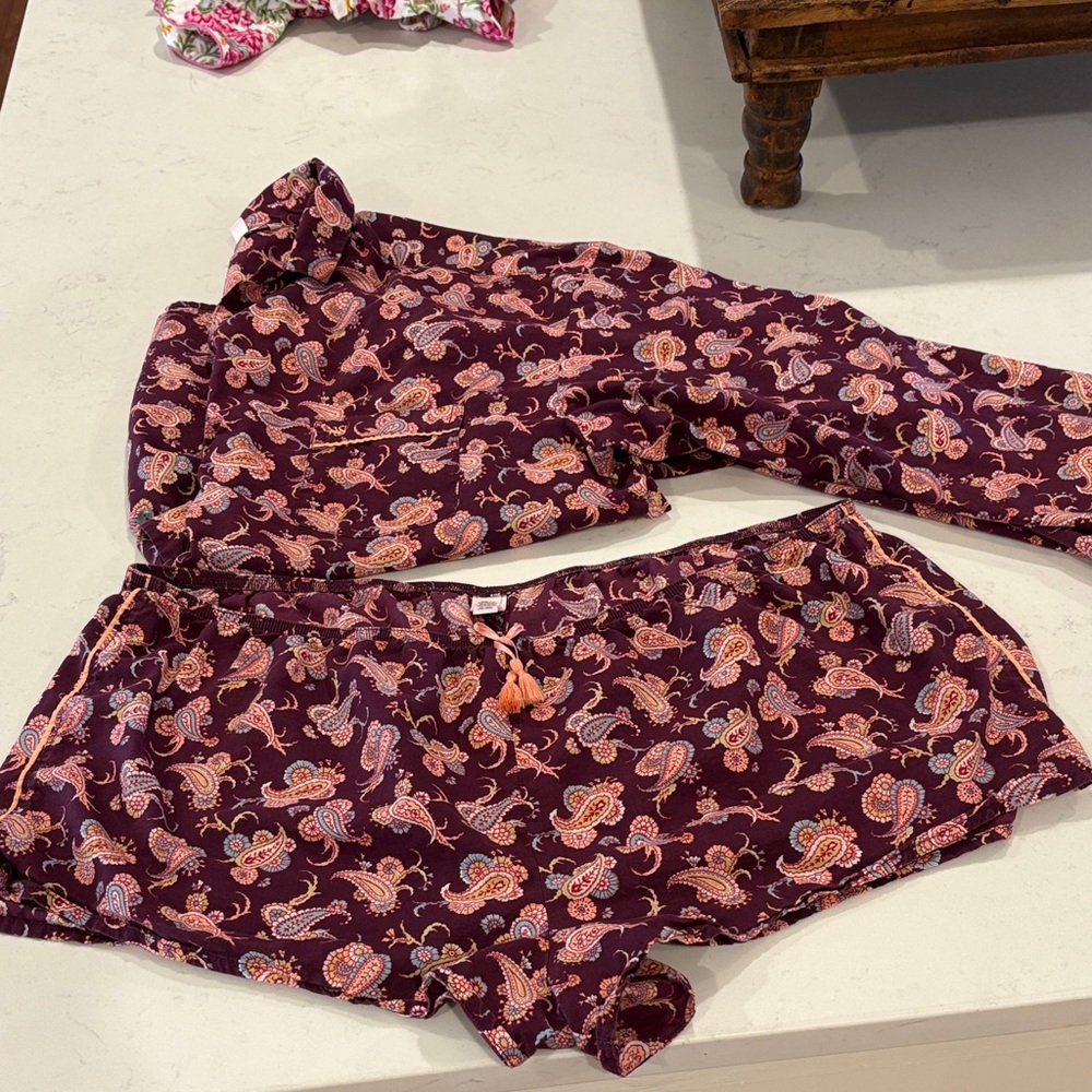 Victorias Secret Pajama Set XL